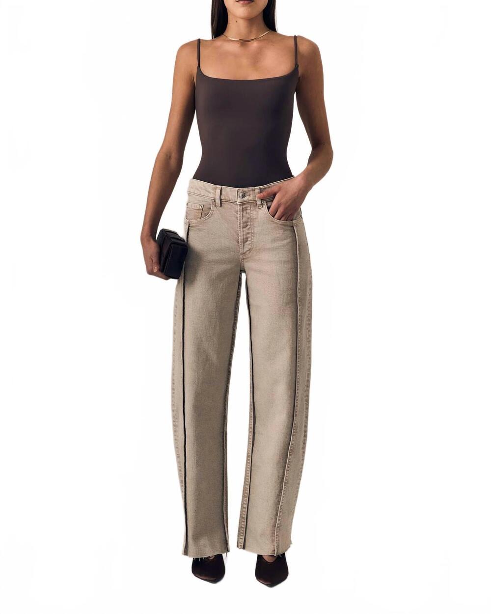NEW LE JEAN nomad tuck jean in desert sands